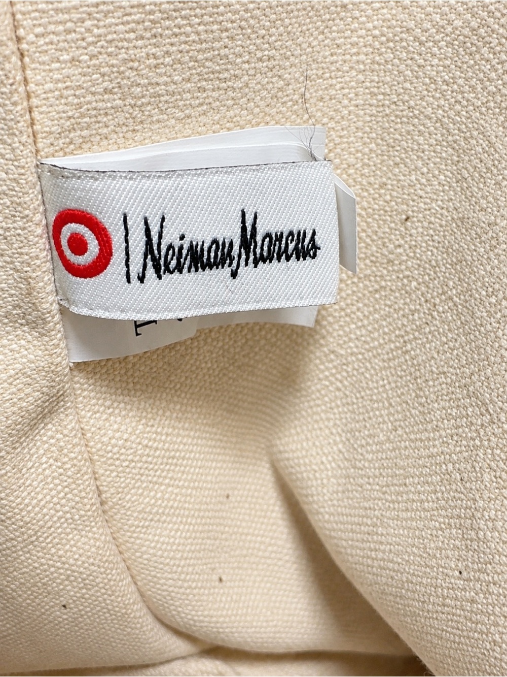 Oscar de la Renta Limited Edition Neiman Marcus x Target Floral Canvas Tote - Picture 6 of 10